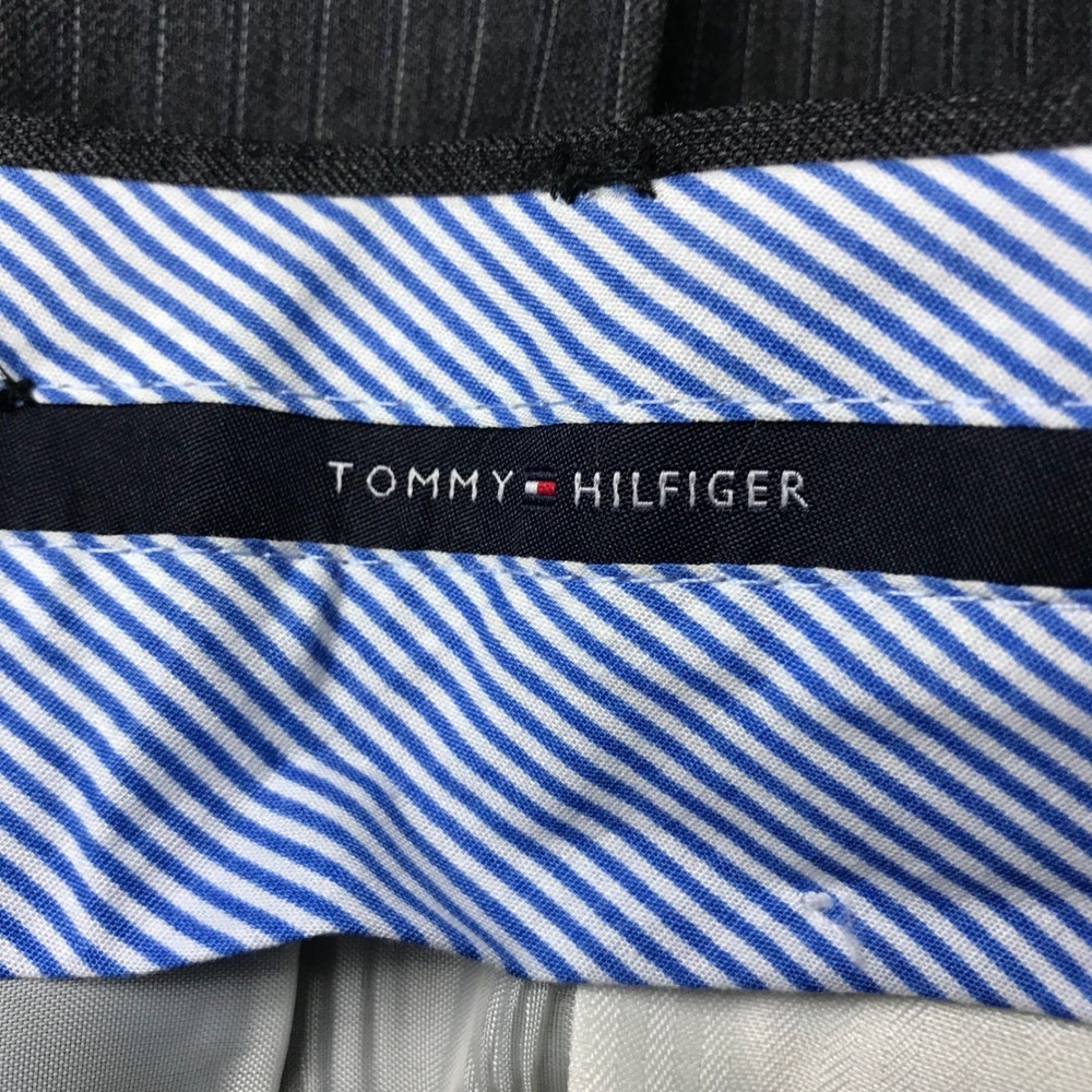 Tommy Hilfiger Mens 100% Wool Pinstripe Suit Charcoal Grey 40R Jacket 34R Pants - Picture 14 of 16